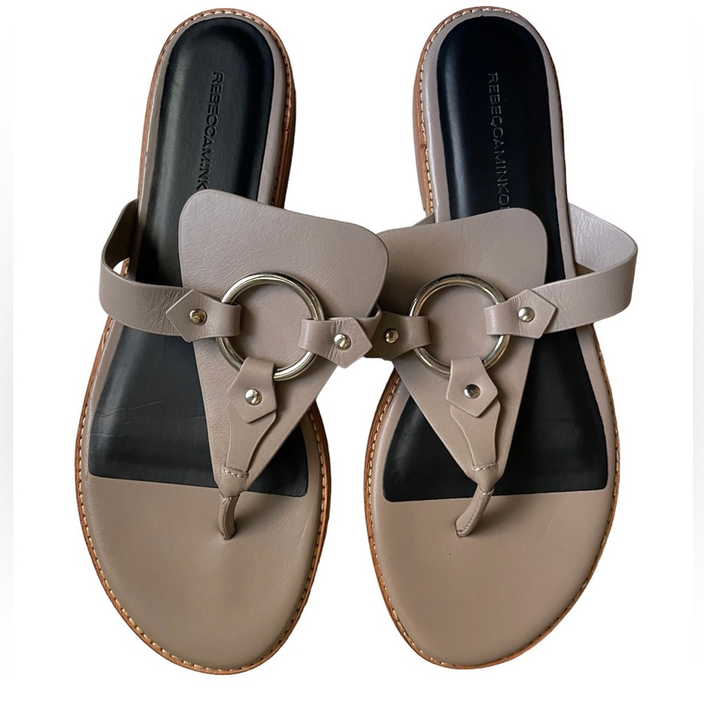Rebecca Minkoff Sheena Thong Sandal in Sand Vachetta size 9